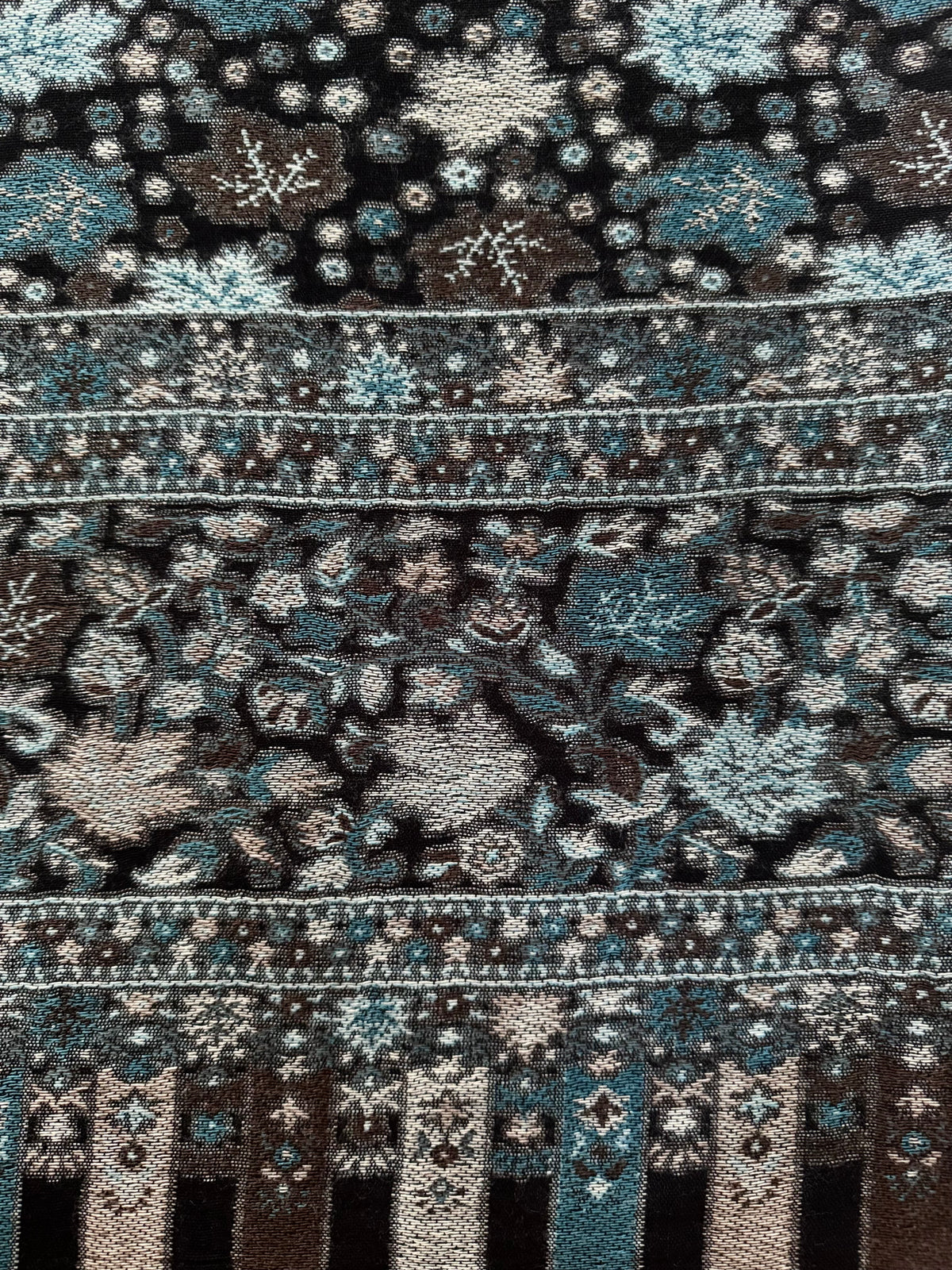 Black Leaf Printed Pashmina